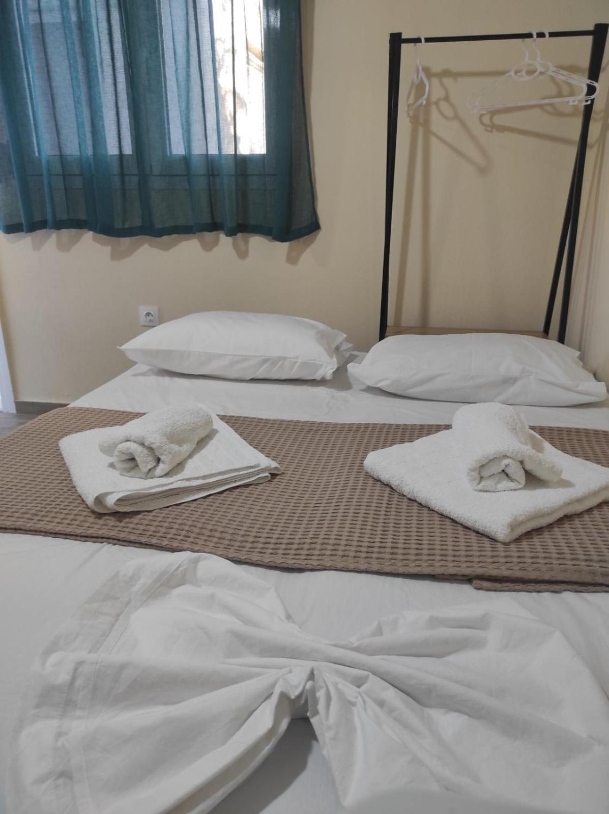 Light Blue Paralia Apartments Ngoại thất bức ảnh