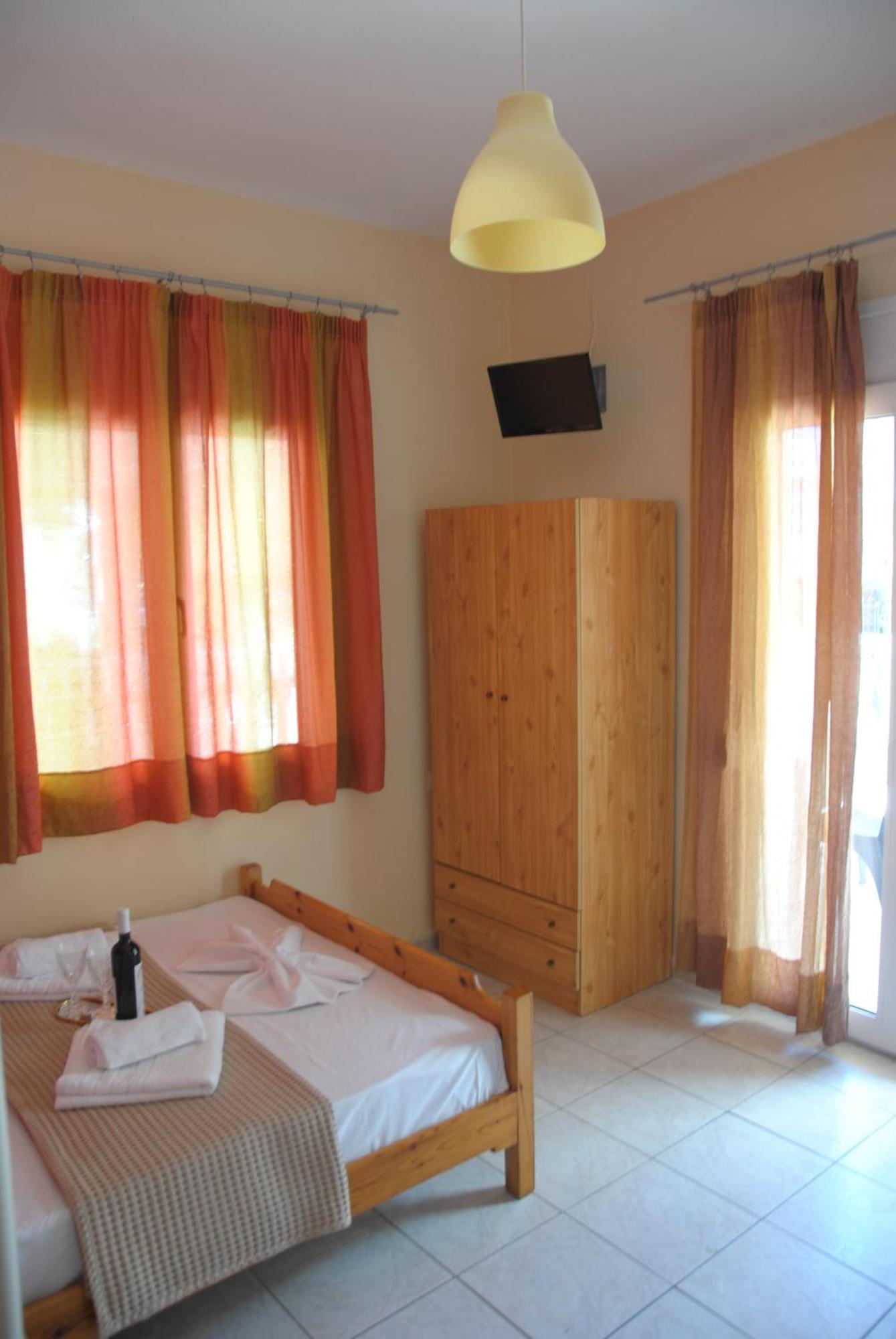 Light Blue Paralia Apartments Ngoại thất bức ảnh